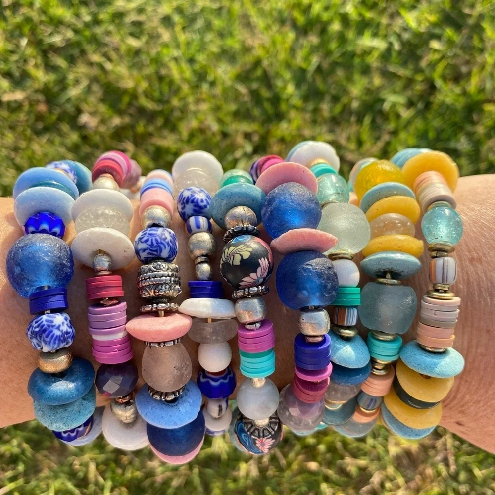 2 piece Handmade bracelet set stack,African glass beads Blue, turquoise,… - Picture 14 of 16